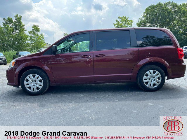 Used 2018 Dodge Grand Caravan SE w/ UConnect Hands-Free Group image 3