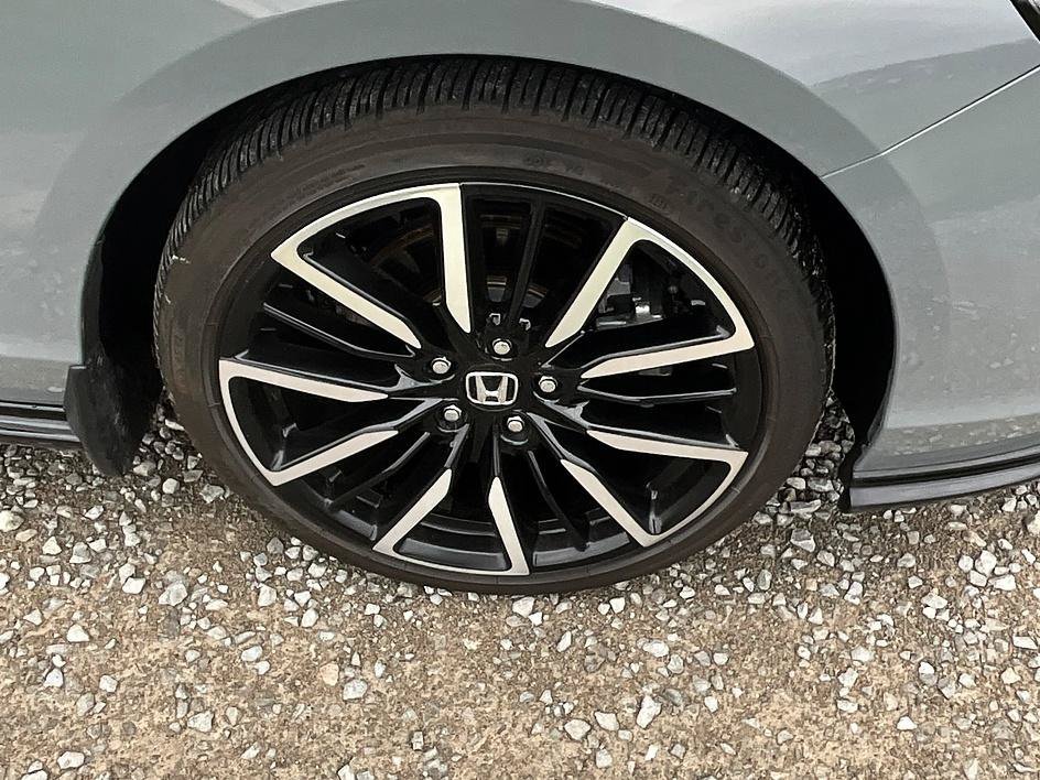 Used 2025 Honda Accord Touring image 21