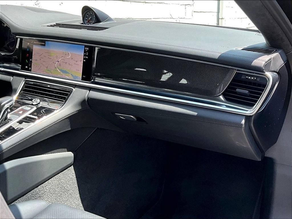 Certified 2022 Porsche Panamera GTS AWD/4WD image 19