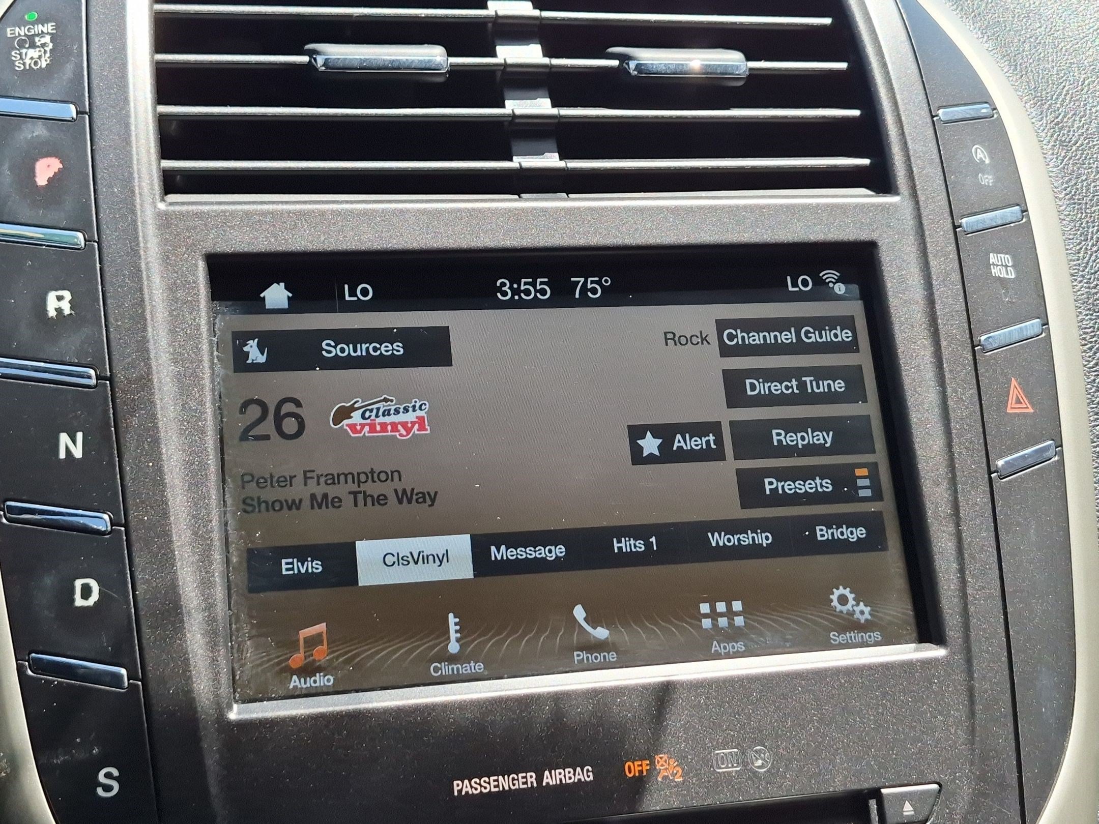 Used 2017 Lincoln MKC Premiere FWD image 18