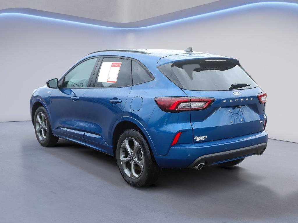 Used 2023 Ford Escape ST-Line w/ Tech Pack #1 image 4