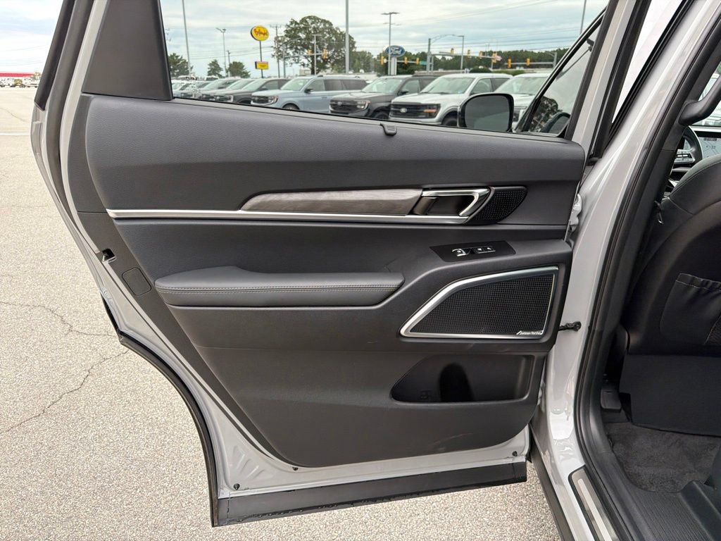 Used 2023 Kia Telluride SX Prestige X-Line AWD/4WD image 16