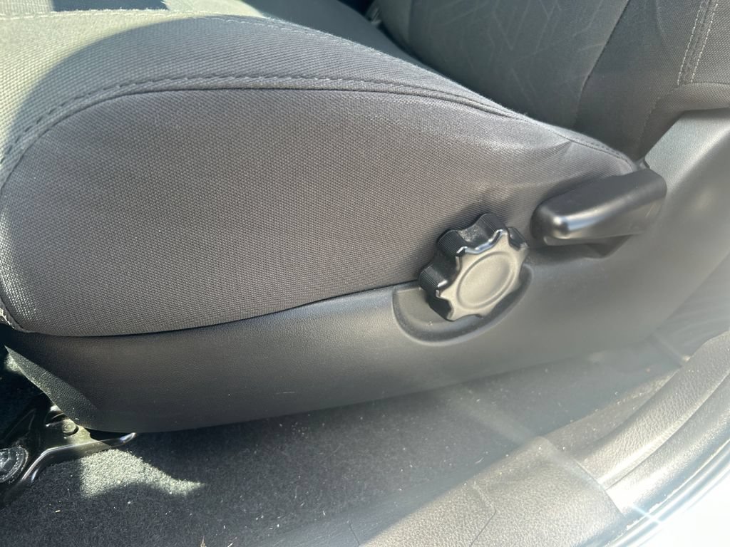 Used 2019 Toyota Tacoma TRD Off-Road w/ Technology Package AWD/4WD image 22
