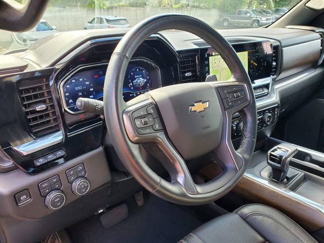 Certified 2025 Chevrolet Silverado 1500 High Country w/ Technology Package AWD/4WD image 26