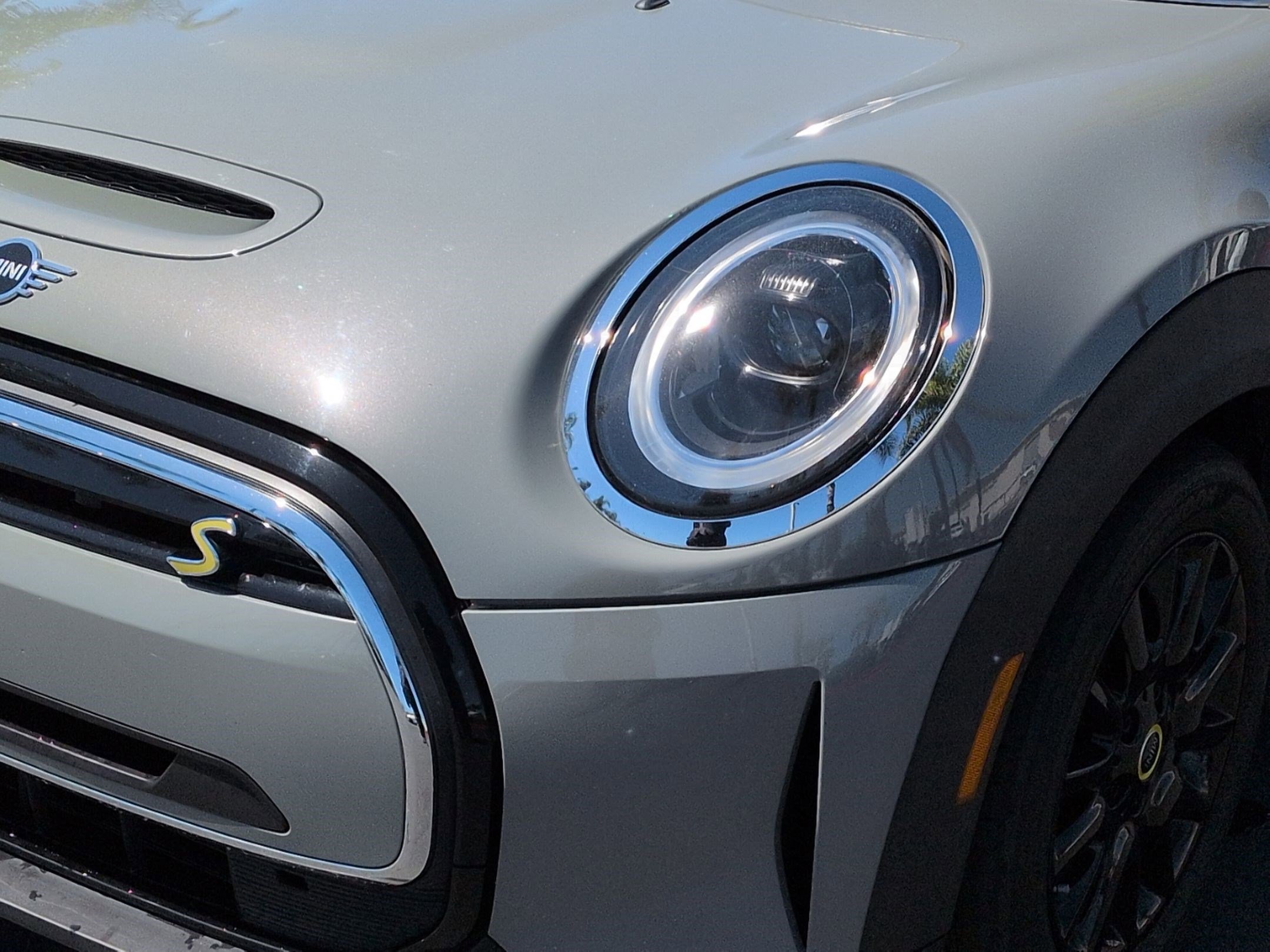Used 2022 MINI Cooper SE FWD image 6