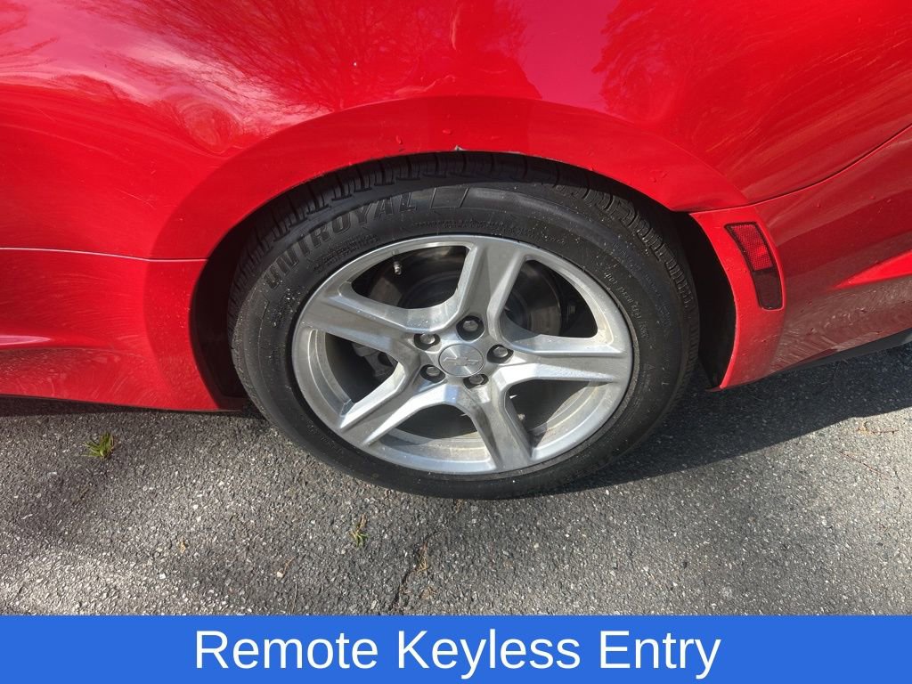 Used 2023 Chevrolet Camaro LT image 4