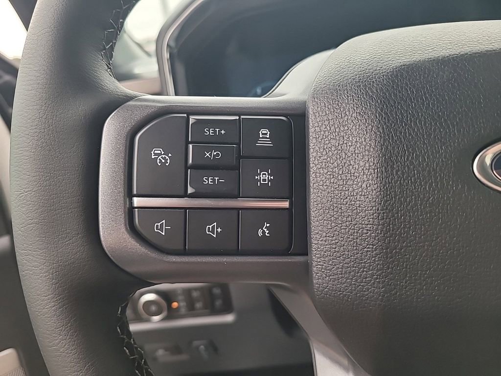 New 2025 Ford F250 Lariat w/ Lariat Ultimate Package image 14