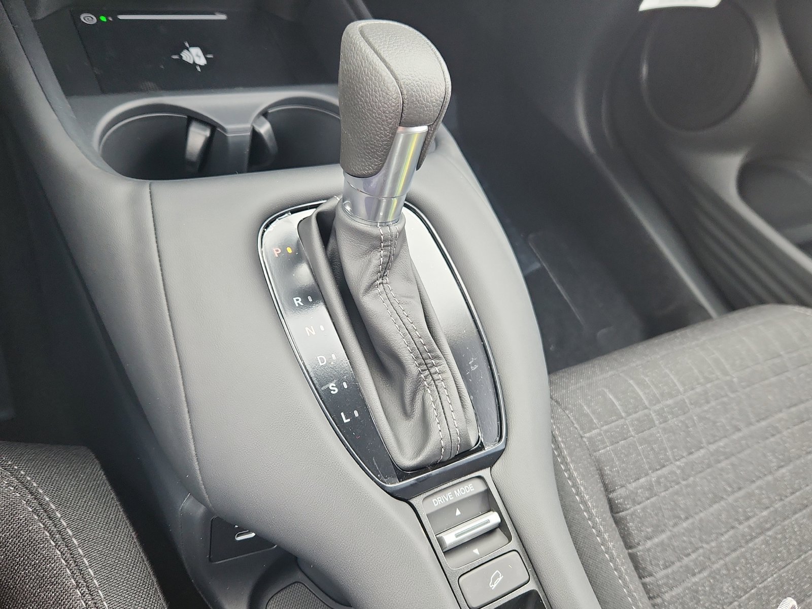 Certified 2026 Honda HR-V LX image 12