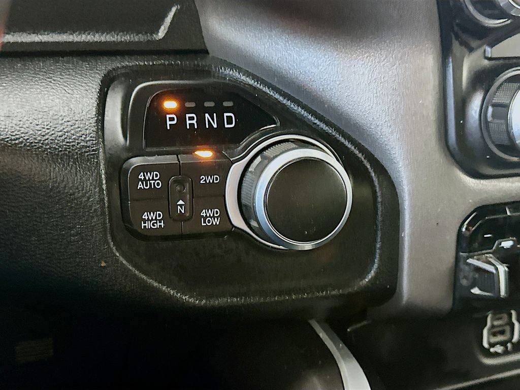 Used 2022 RAM 1500 Big Horn AWD/4WD image 16
