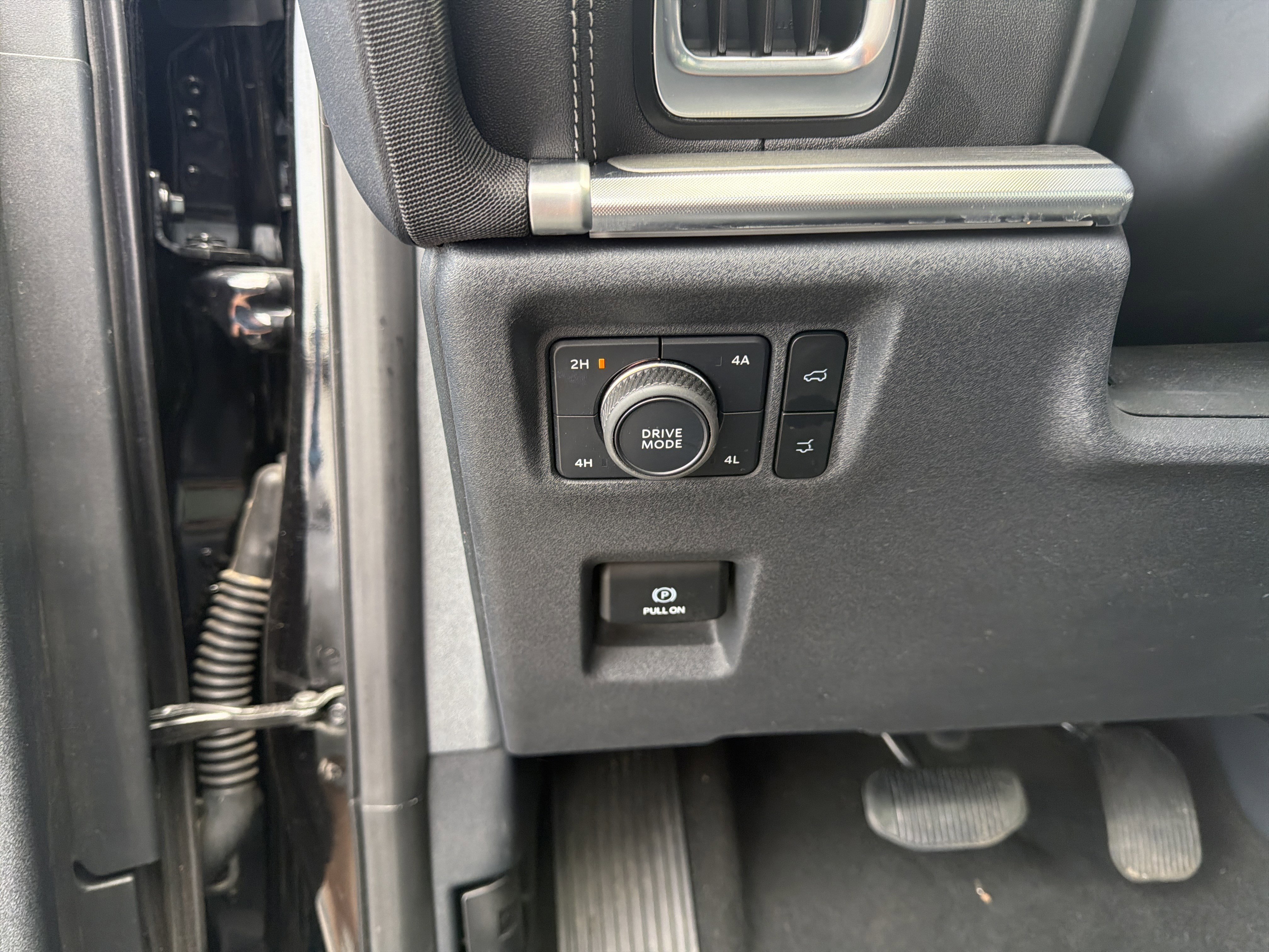 Used 2025 Ford Expedition Max Platinum AWD/4WD image 37