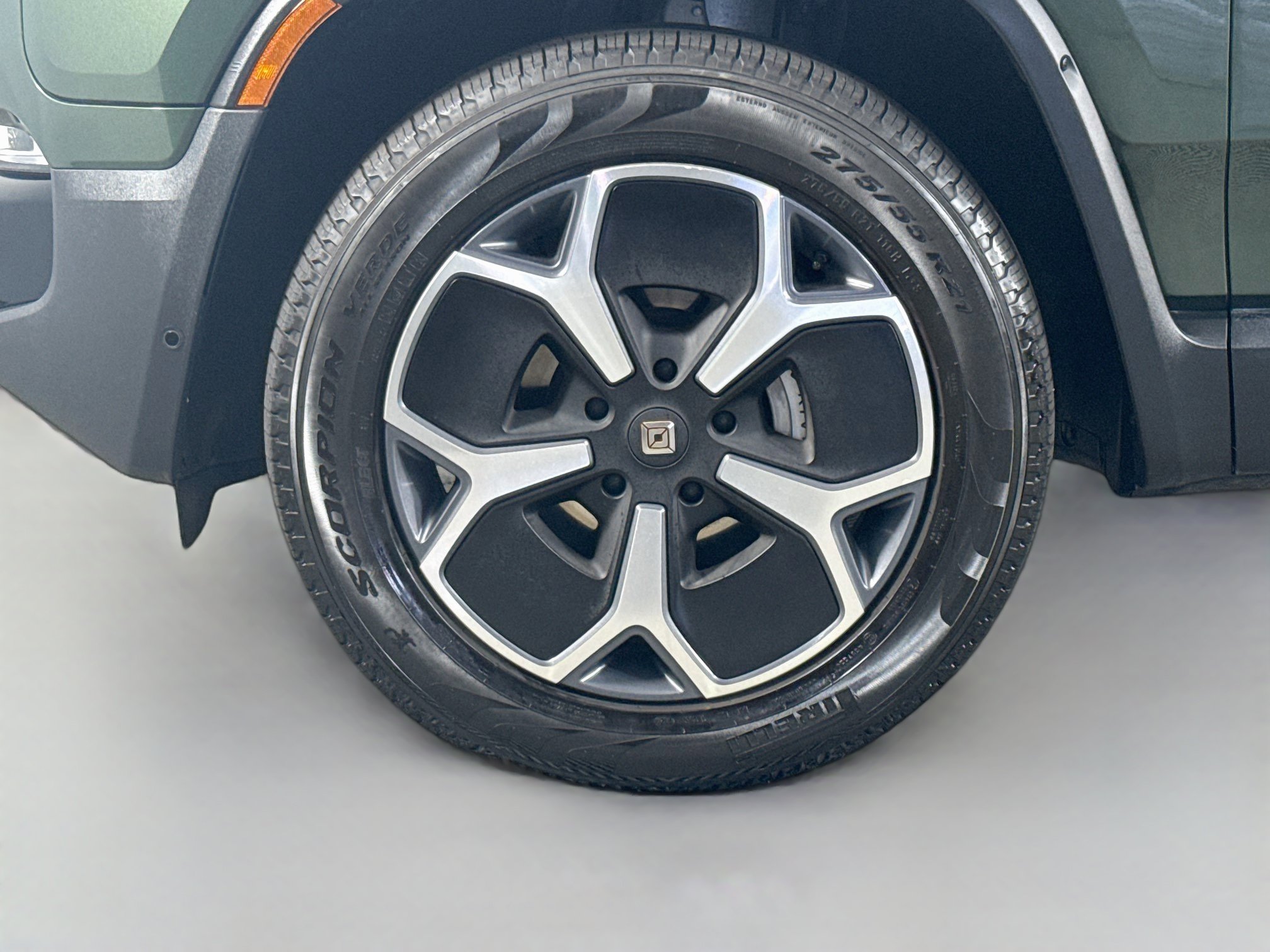 Used 2024 Rivian R1T Adventure AWD/4WD image 37