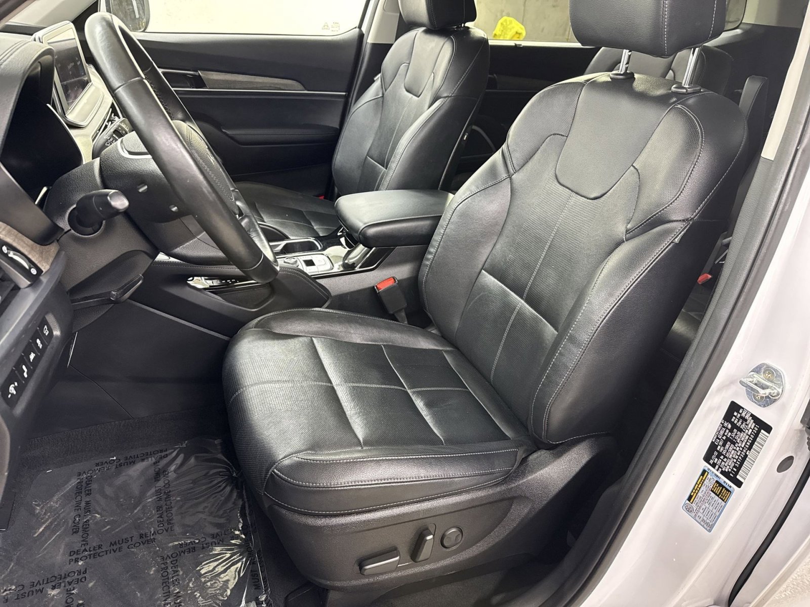 Used 2022 Kia Telluride EX w/ EX Premium Package image 17