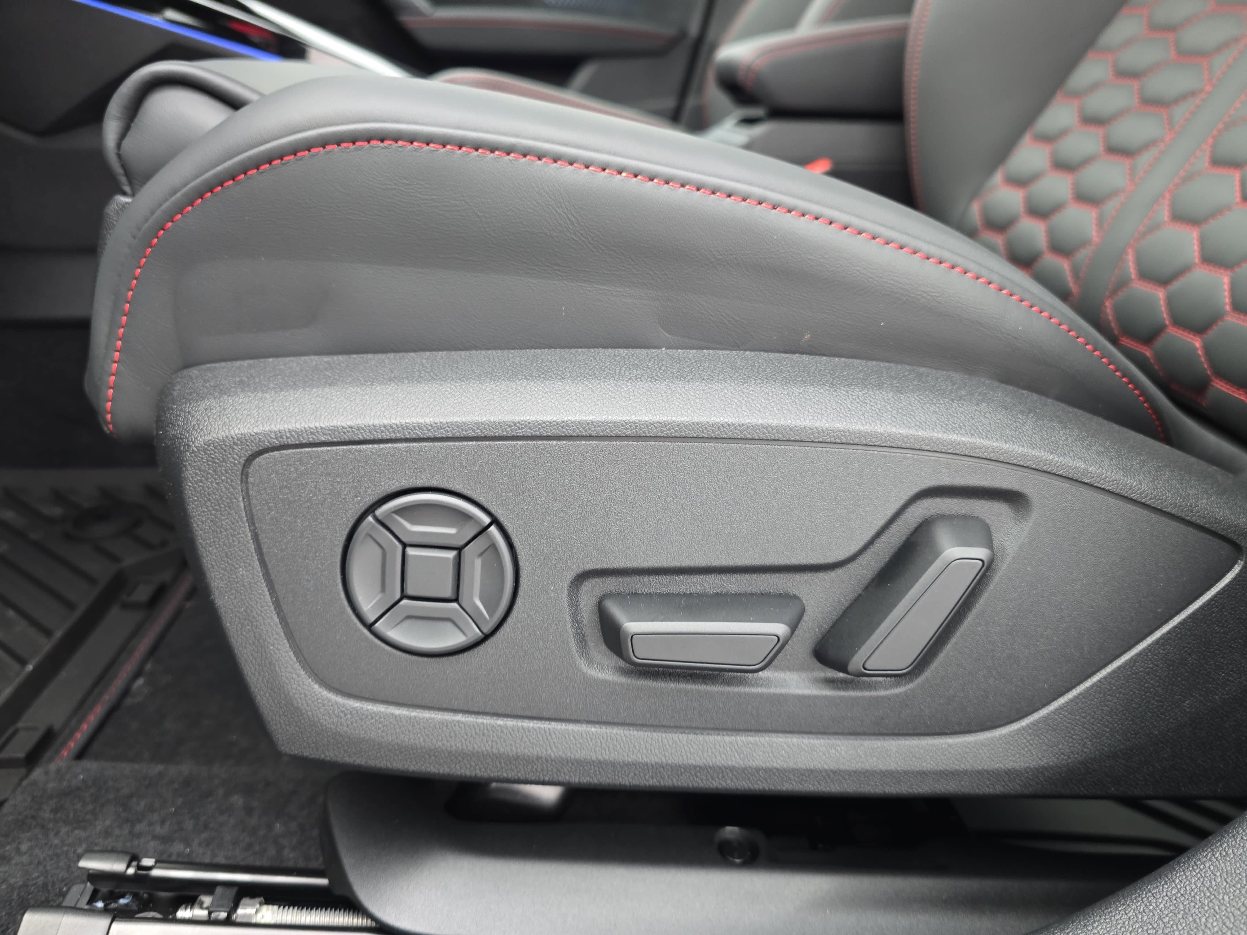 New 2026 Audi RS 3 2.5T image 28