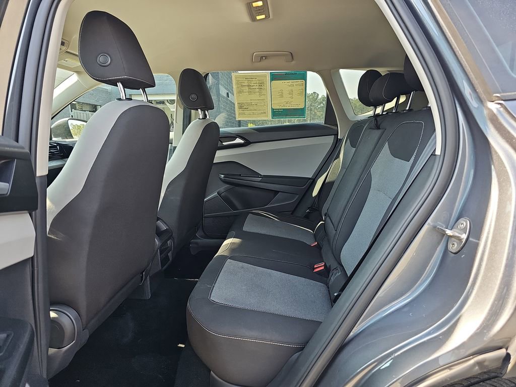 Used 2022 Volkswagen Taos S image 17