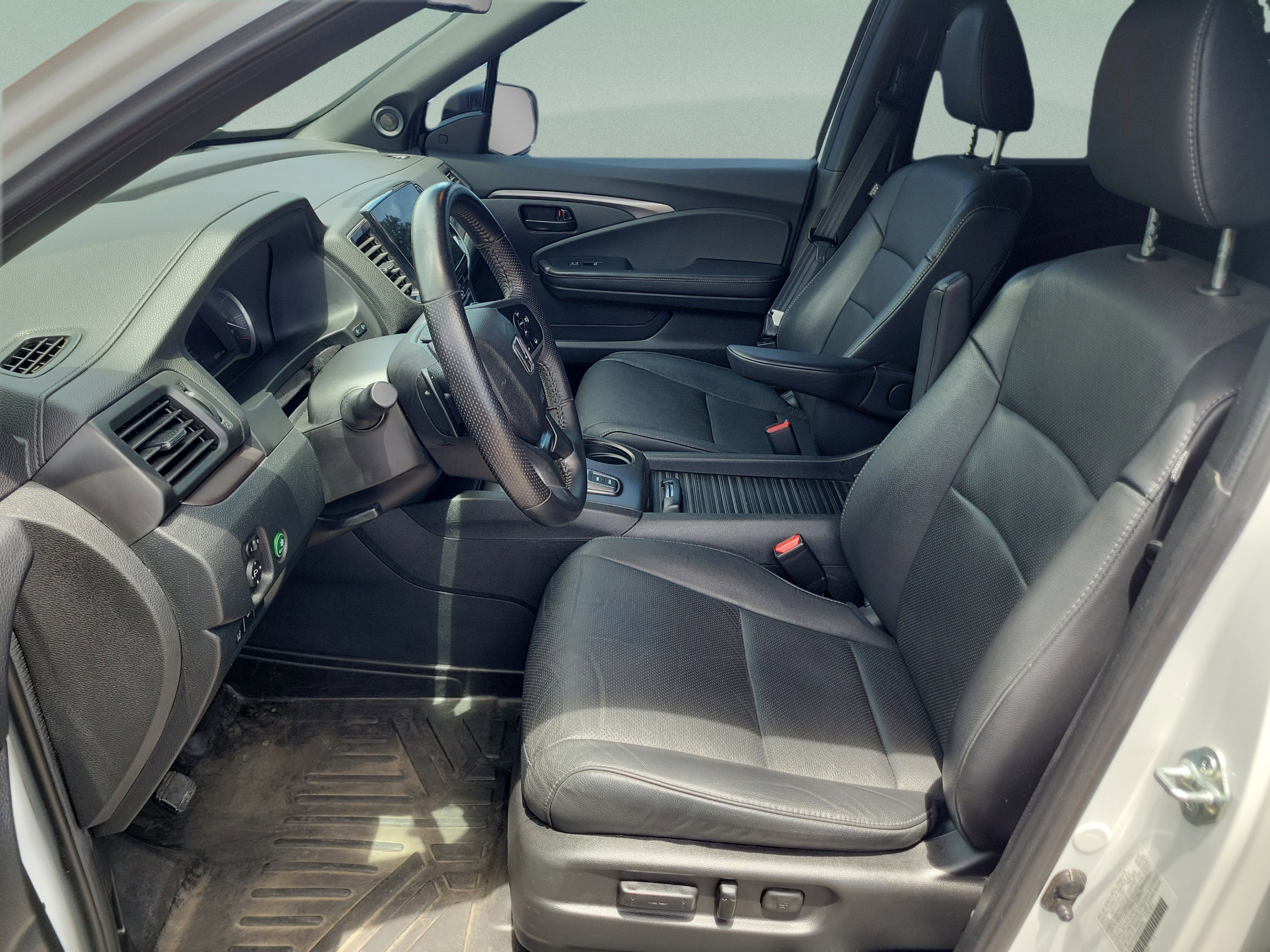 Used 2022 Honda Passport EX-L image 25