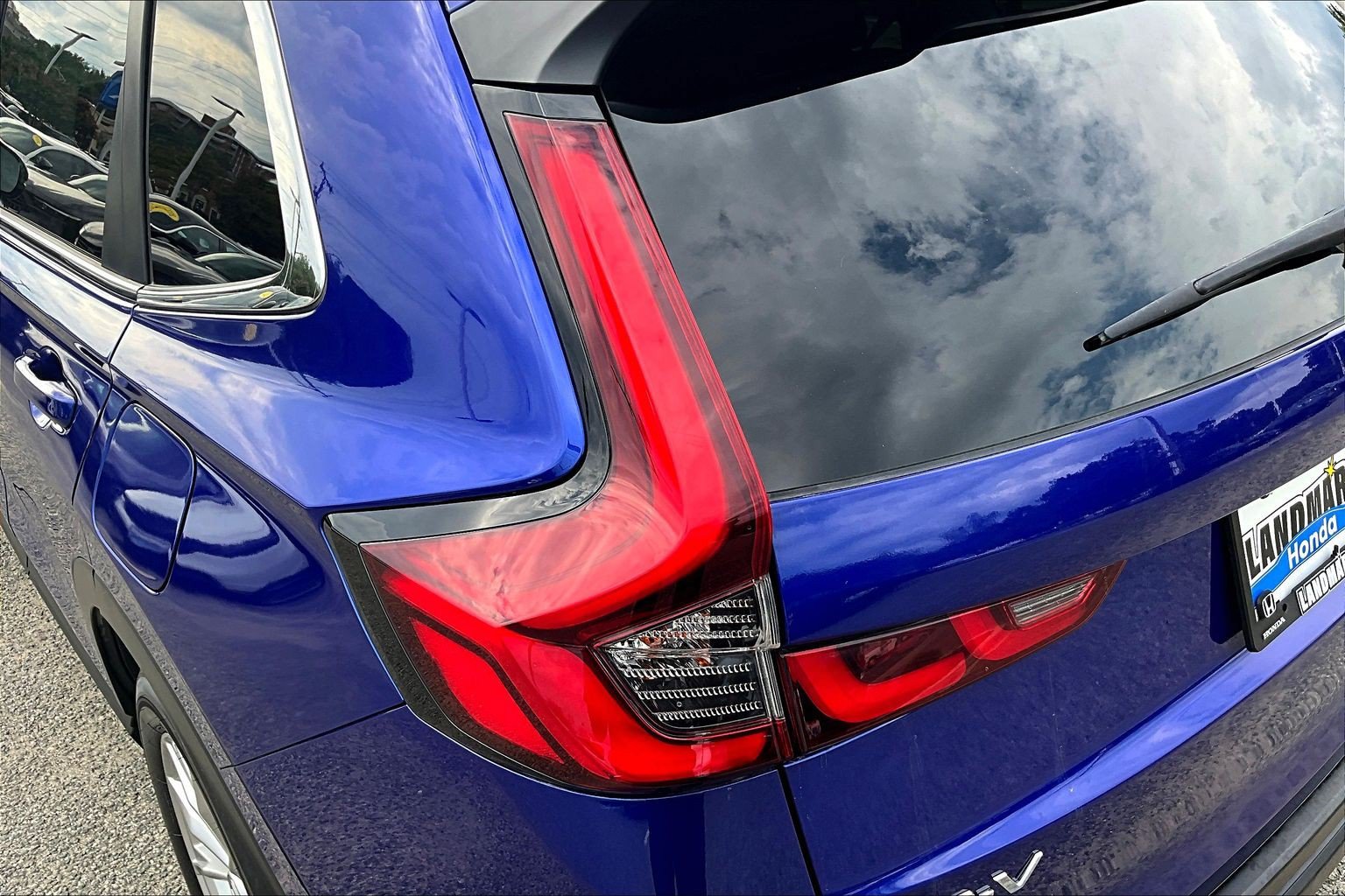 Used 2024 Honda CR-V EX image 32