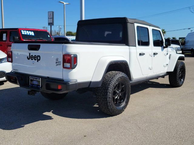 Used 2022 Jeep Gladiator Sport image 6
