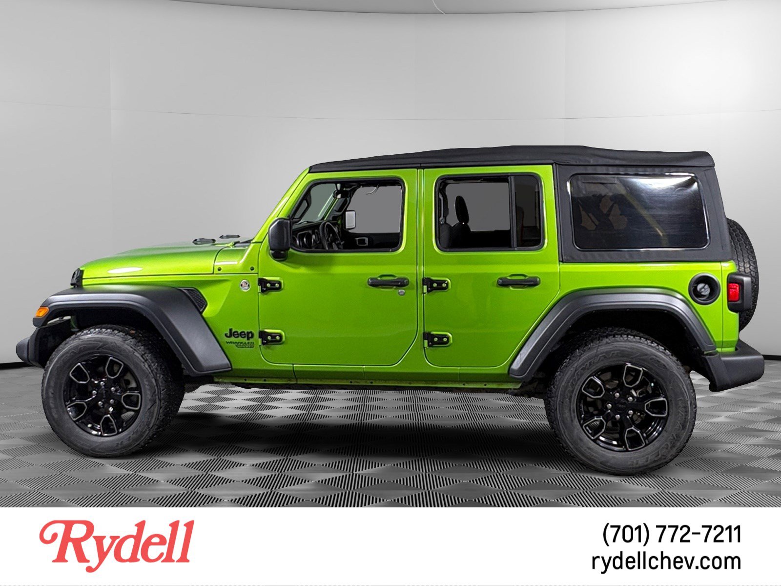 Used 2018 Jeep Wrangler Unlimited Sport AWD/4WD image 2