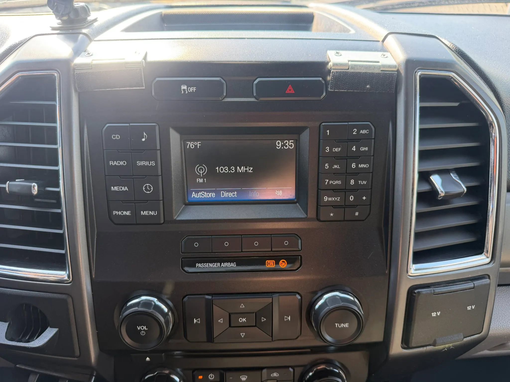 Used 2017 Ford F250 XLT AWD/4WD image 22