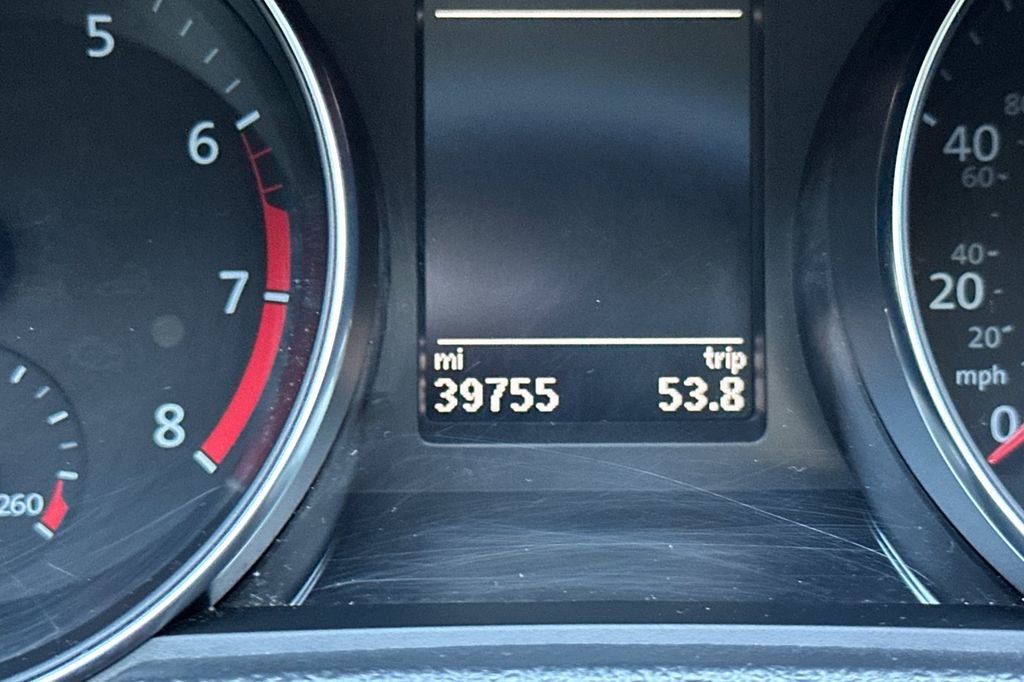 Used 2018 Volkswagen Passat 2.0T SE image 24