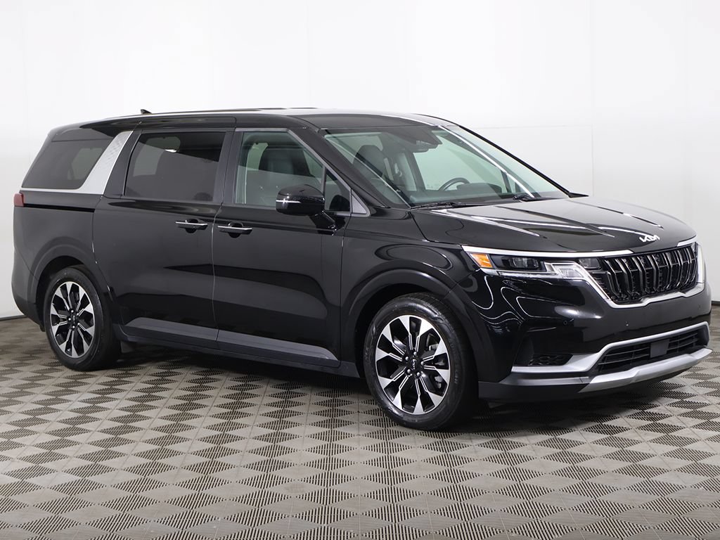 Certified 2024 Kia Carnival EX FWD image 2