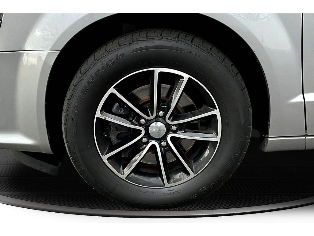 Used 2018 Dodge Grand Caravan GT image 10