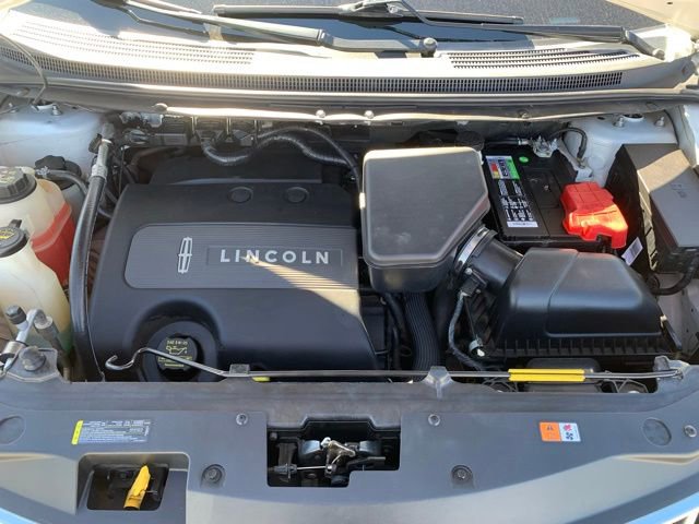 Used 2012 Lincoln MKX FWD image 45