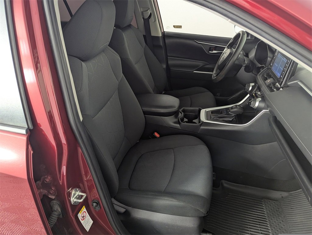 Used 2019 Toyota RAV4 XLE image 38