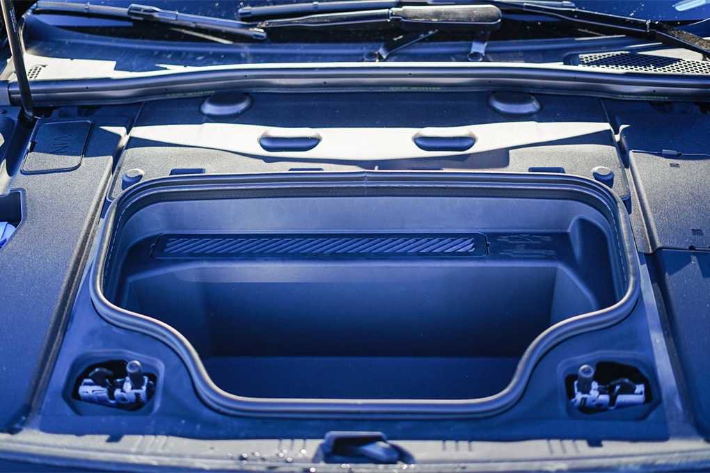 New 2025 Audi A6 e-tron Premium image 28