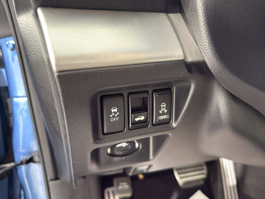 Used 2011 INFINITI G37 Sport w/ Premium Pkg image 12