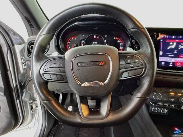 Used 2025 Dodge Durango GT RWD image 12
