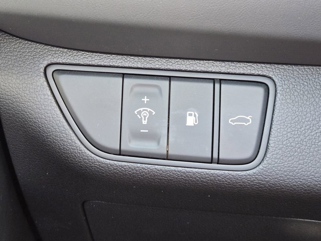 Used 2026 Genesis G70 2.5T Prestige RWD image 29