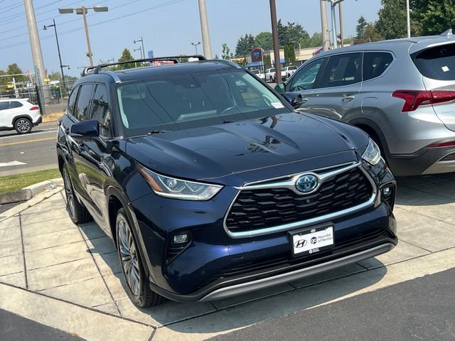 Used 2020 Toyota Highlander Platinum AWD/4WD image 5