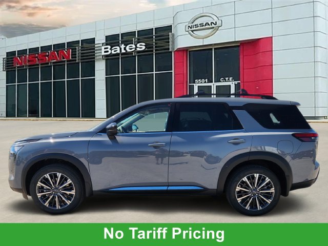 New 2026 Nissan Pathfinder Platinum FWD image 3