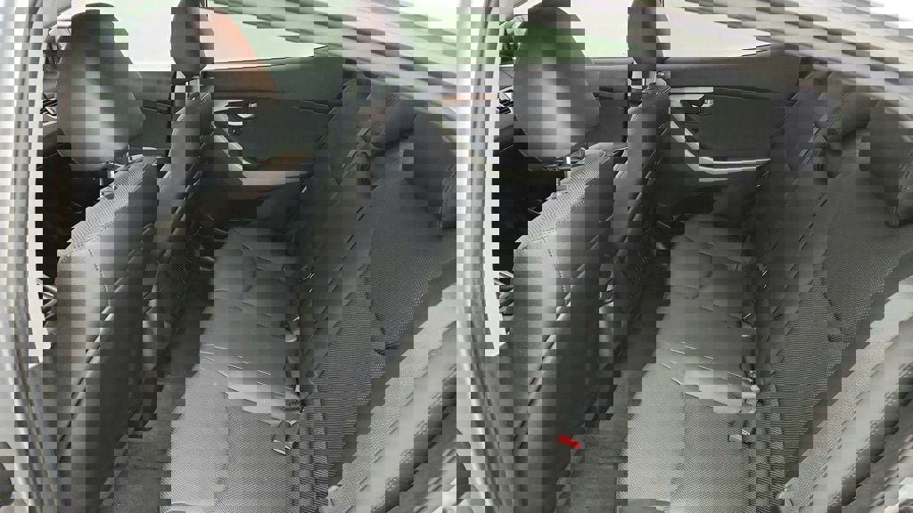 Used 2015 Hyundai Elantra Limited w/ Option Group 05 image 22