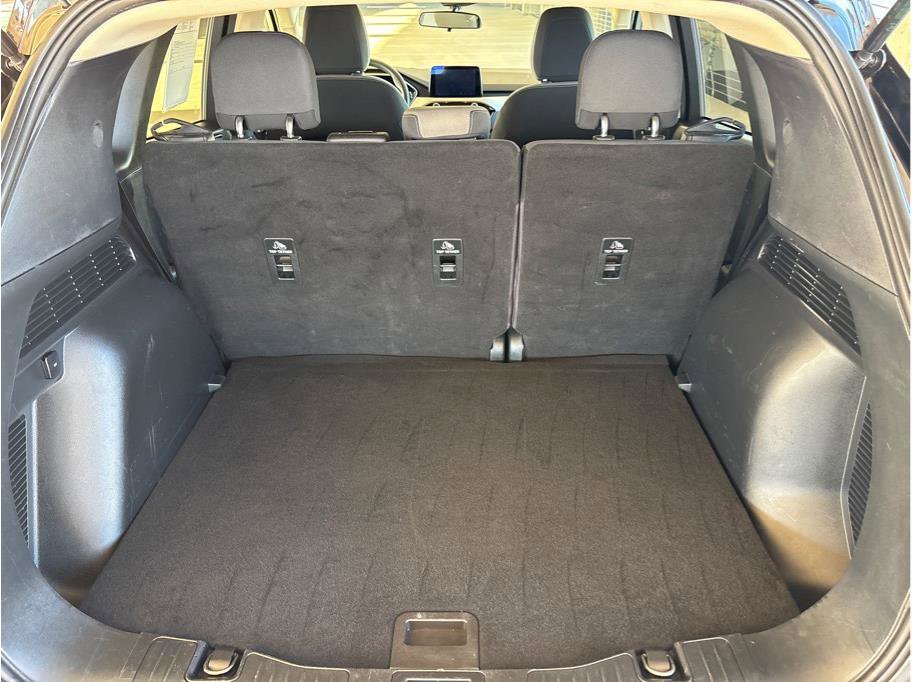 Used 2020 Ford Escape SE image 12