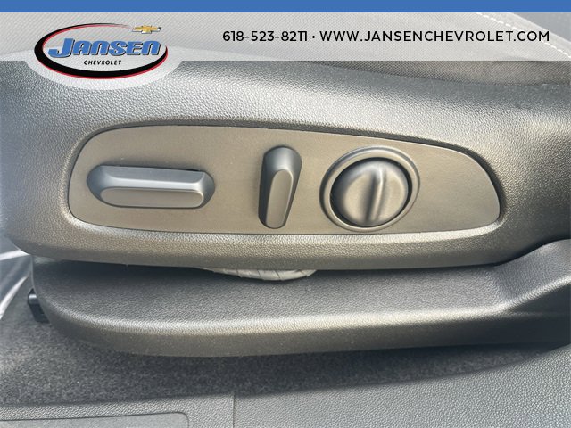 Certified 2023 GMC Acadia SLE w/ Driver Convenience Package image 12