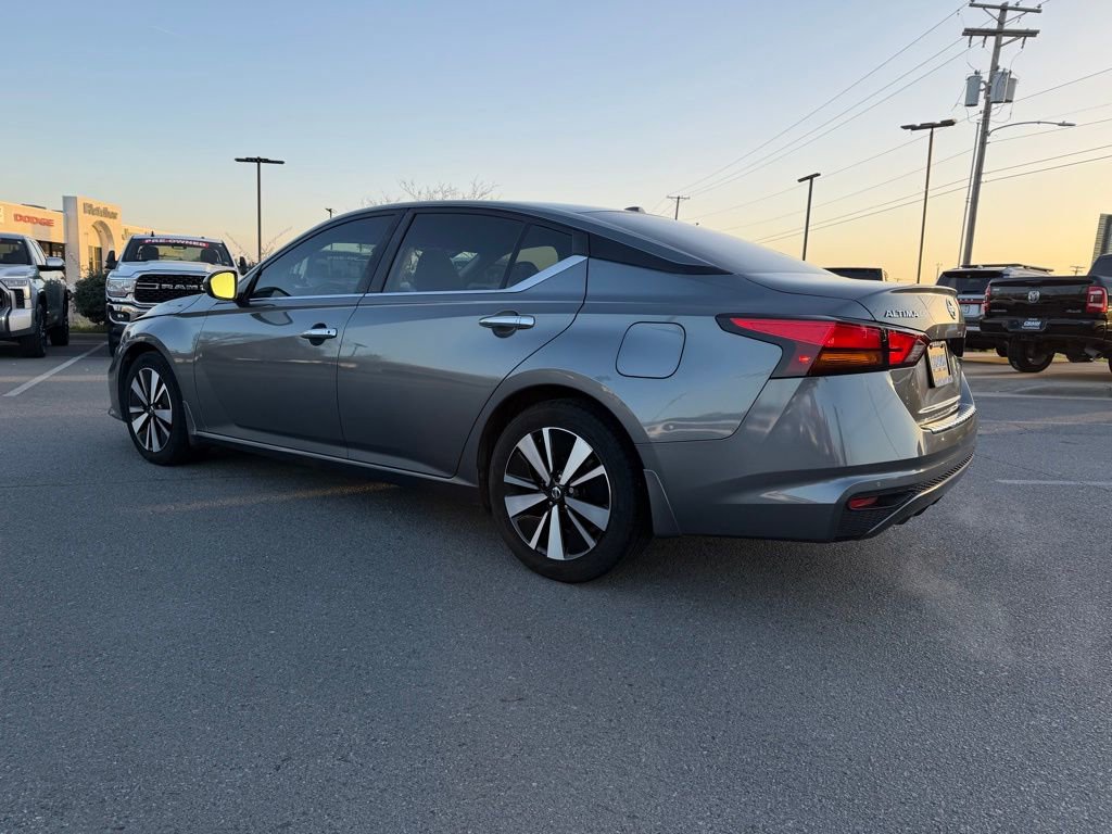 Used 2021 Nissan Altima 2.5 SV image 5