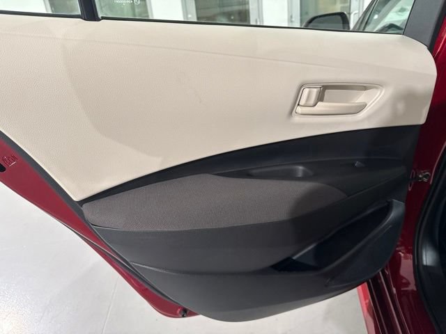 Used 2023 Toyota Corolla LE FWD image 17