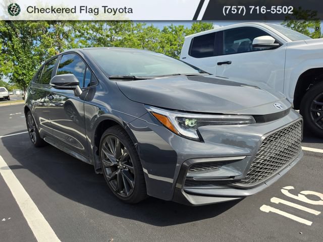 Used 2025 Toyota Corolla SE FWD image 3