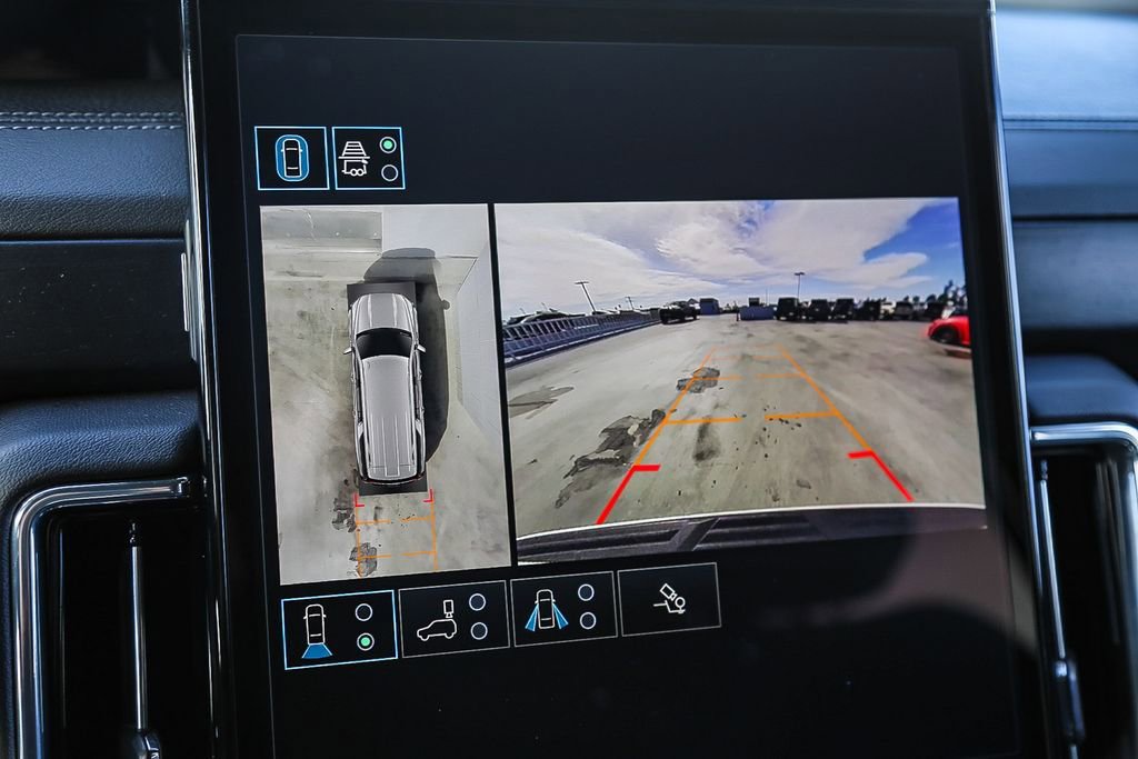 Used 2025 GMC Yukon XL Denali image 25