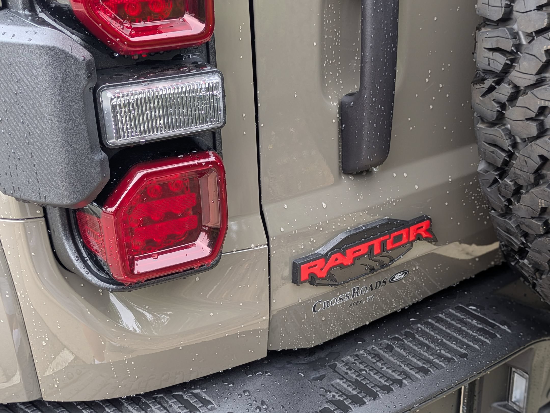 Certified 2026 Ford Bronco Raptor AWD/4WD image 34