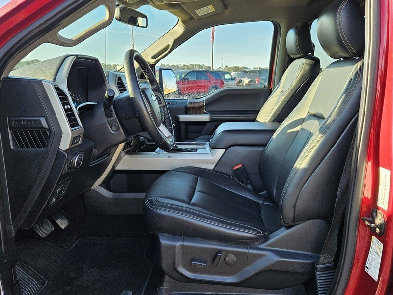 Used 2019 Ford F150 Lariat w/ Equipment Group 502A Luxury image 5