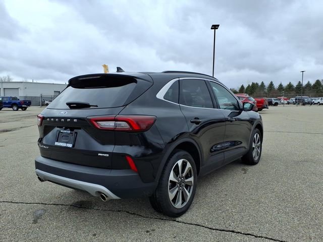 Certified 2025 Ford Escape Platinum AWD/4WD image 6