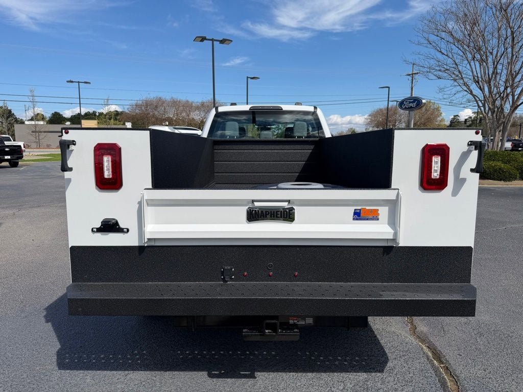 New 2026 Ford F550 4x4 Crew Cab image 5