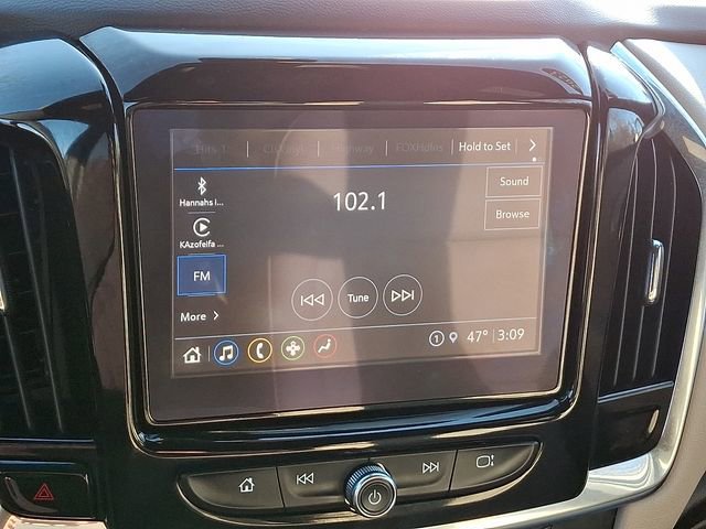 Used 2023 Chevrolet Traverse LT image 16