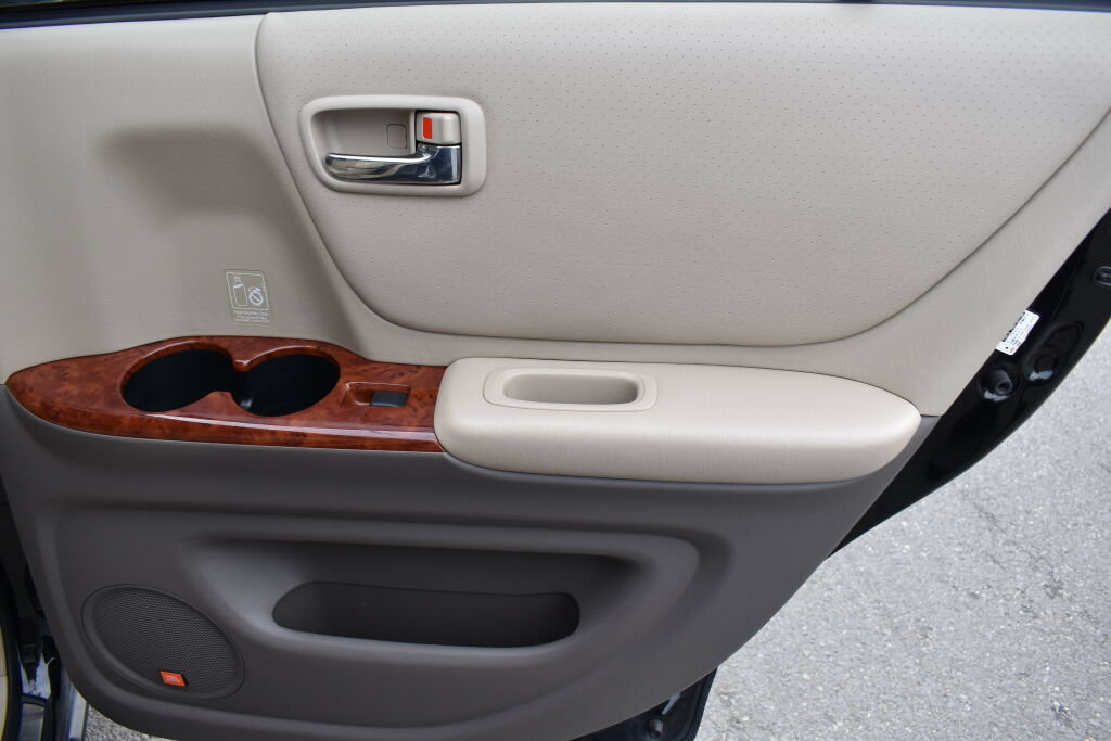 Used 2007 Toyota Highlander 4WD V6 w/ 3rd Row image 22