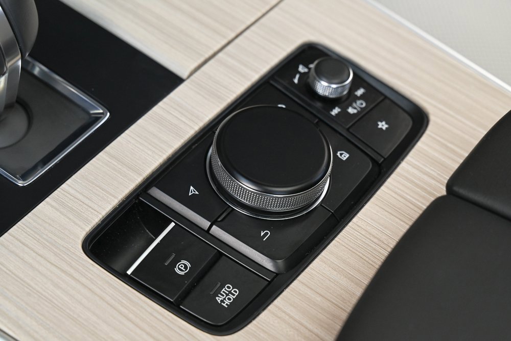 Certified 2025 MAZDA CX-90 3.3 Turbo w/ Preferred Package image 40