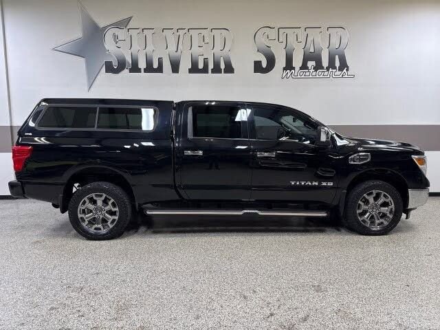 Used 2018 Nissan Titan SL w/ Chrome Package AWD/4WD image 47