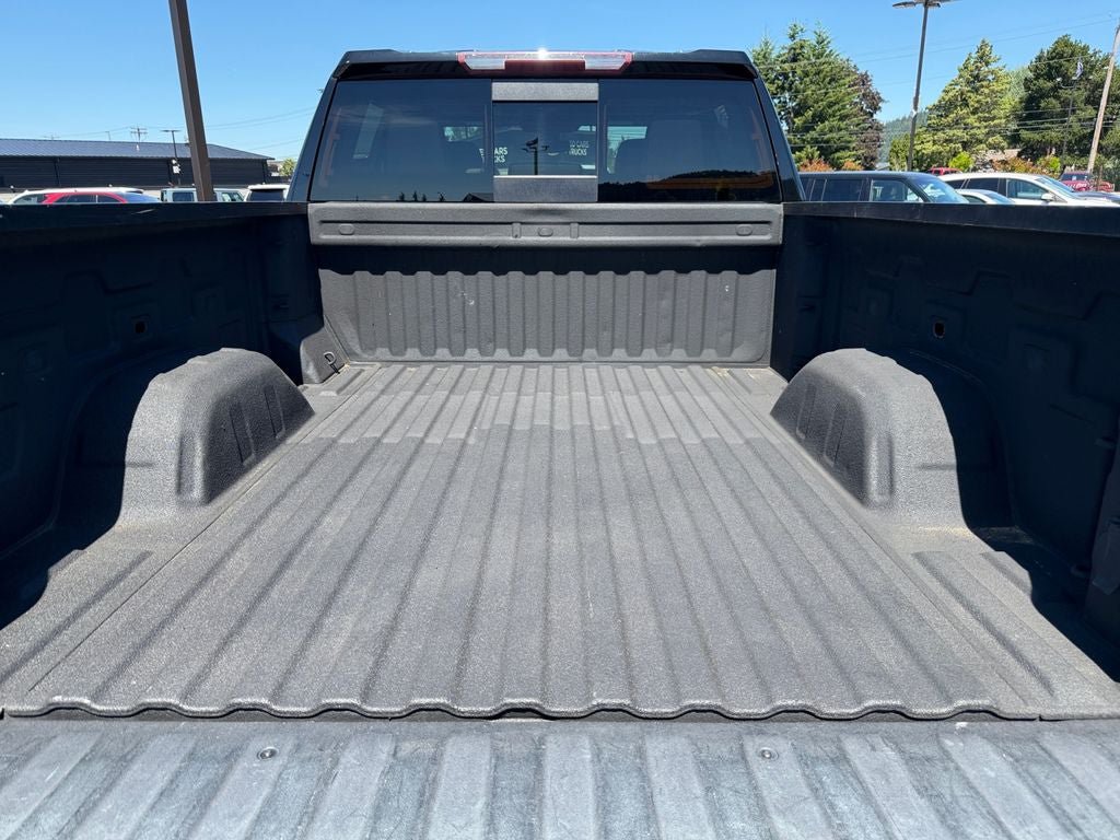 Used 2019 Chevrolet Silverado 1500 LTZ w/ LTZ Premium Package AWD/4WD image 22
